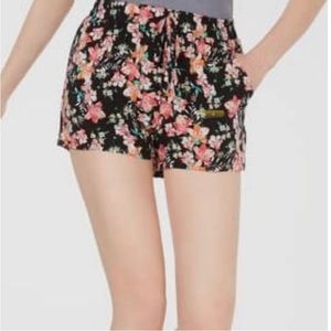 💐NWT BEBOP Women’s Black Floral Shorts Macy’s Size Medium💐